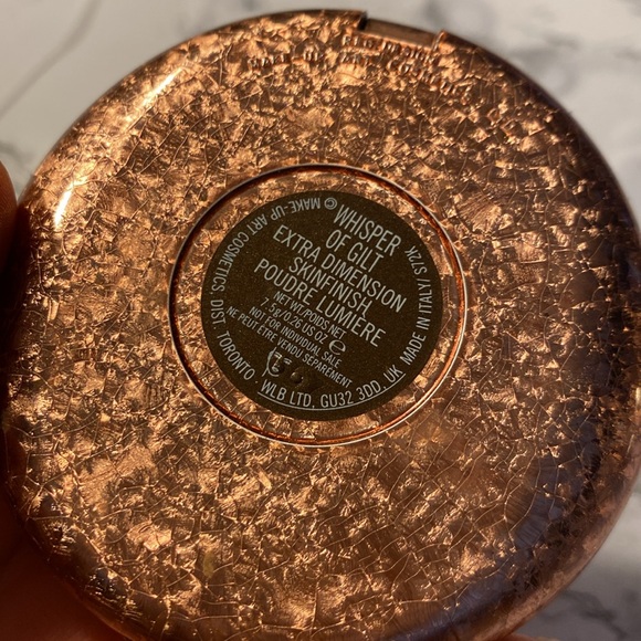 Mac Whisper of gilt highlighter - Picture 7 of 7